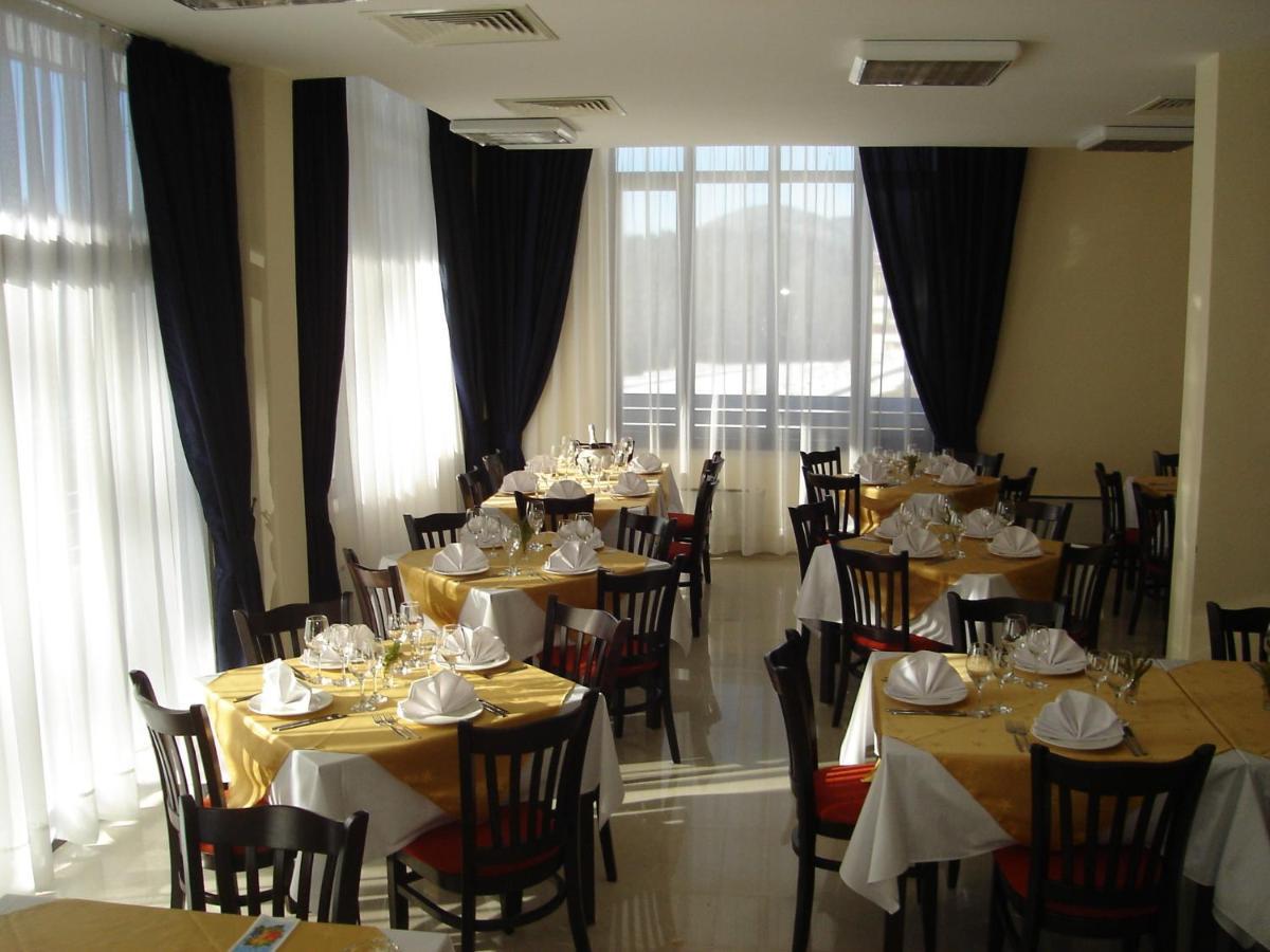 Nice Hotel Pamporovo Kültér fotó