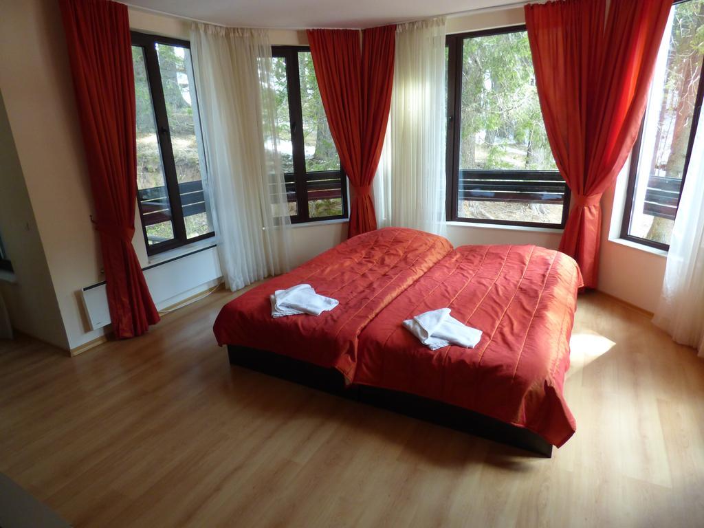 Nice Hotel Pamporovo Kültér fotó